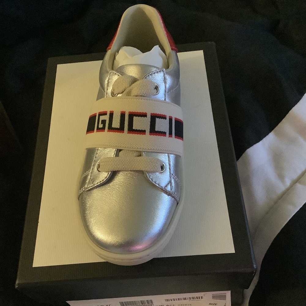 Silver Gucci Sneaker Size 25